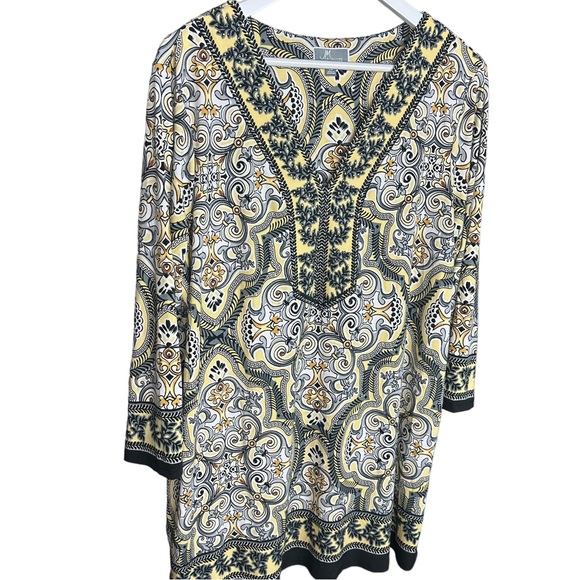 J M Collection Studded Blouse - Split Neck, Tunic Style 2X Plus size - Picture 6 of 7